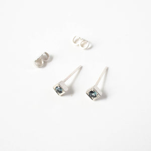 Grey Spinel Cube Studs