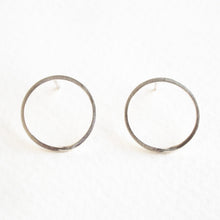 Load image into Gallery viewer, Silver Circle Studs with a Twist
