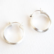 Load image into Gallery viewer, Double Bevelled Hoops