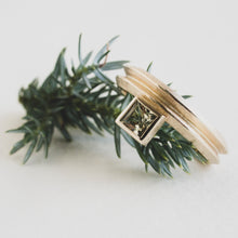 Load image into Gallery viewer, Double Bevelled Sapphire Ring