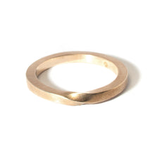 Load image into Gallery viewer, 14k Yellow Gold Twist Ring